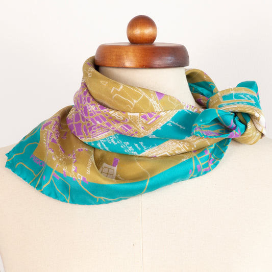 Kleines Seidencarée mit stilisiertem Stadtplan von Köln